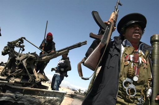 NATO nie dowodzi wszystkimi siłami w Libii