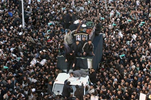 Starcia w Iranie po pogrzebie "głosu opozycji"