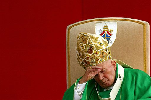 "Beatyfikacja Jana Pawła II przebiega normalnie"