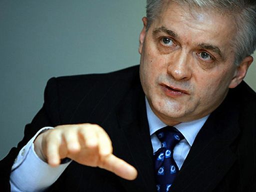 Włodzimierz Cimoszewicz chce zablokować L. Kaczyńskiego