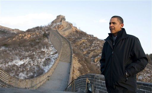 Obama zwiedzał Wielki Mur, a służby nękały aktywistów