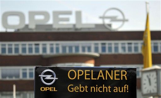 Niemcy na lodzie - nikt nie dołoży się do Opla?
