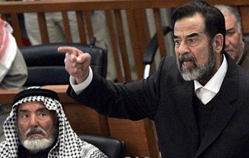 USA zwrócą Irakowi bezcenną broń Saddama Husajna