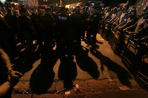 W Sao Paulo doszło do starć policjantów z... policją