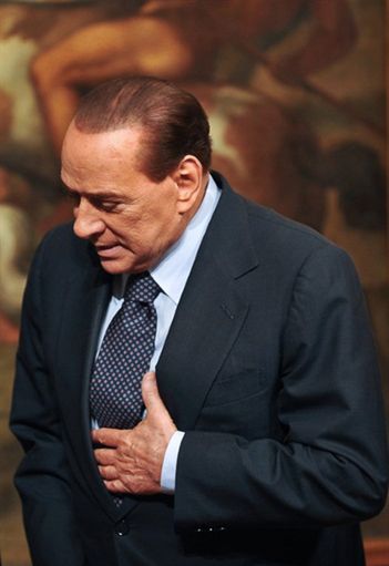 "Premier Berlusconi ma młodą narzeczoną"