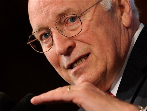 Cheney oburzony śledztwem przeciwko agentom CIA