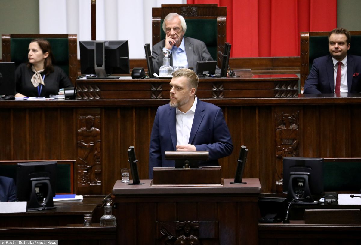 Adrian Zandberg kandydatem Lewicy na prezydenta? Nieoficjalne rozmowy w kuluarach Sejmu. "Byłby znakomity"