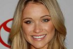 Katrina Bowden imprezuje na zjeździe American Pie