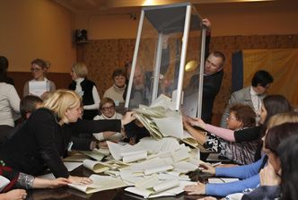 Wybory na Ukrainie ciągle nierozstrzygnięte