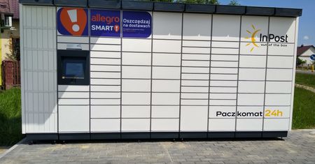 InPost tryumfuje, Partia Razem przeprasza