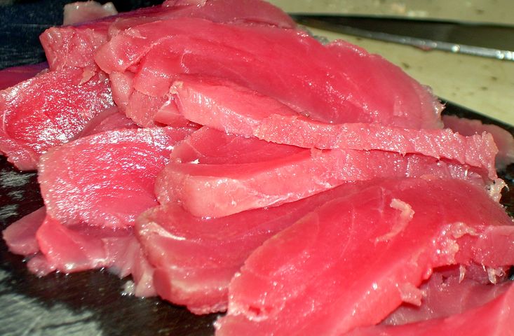 Tuńczyk w polskiej kuchni – przepisy i wartości odżywcze