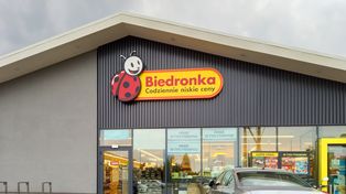 Popularna kawa w Biedronce tańsza nawet o 60 proc. Tylko przez kilka dni