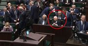 Kaczyński zaatakował Tuska. Kamera uchwyciła, co zrobił potem w ławach