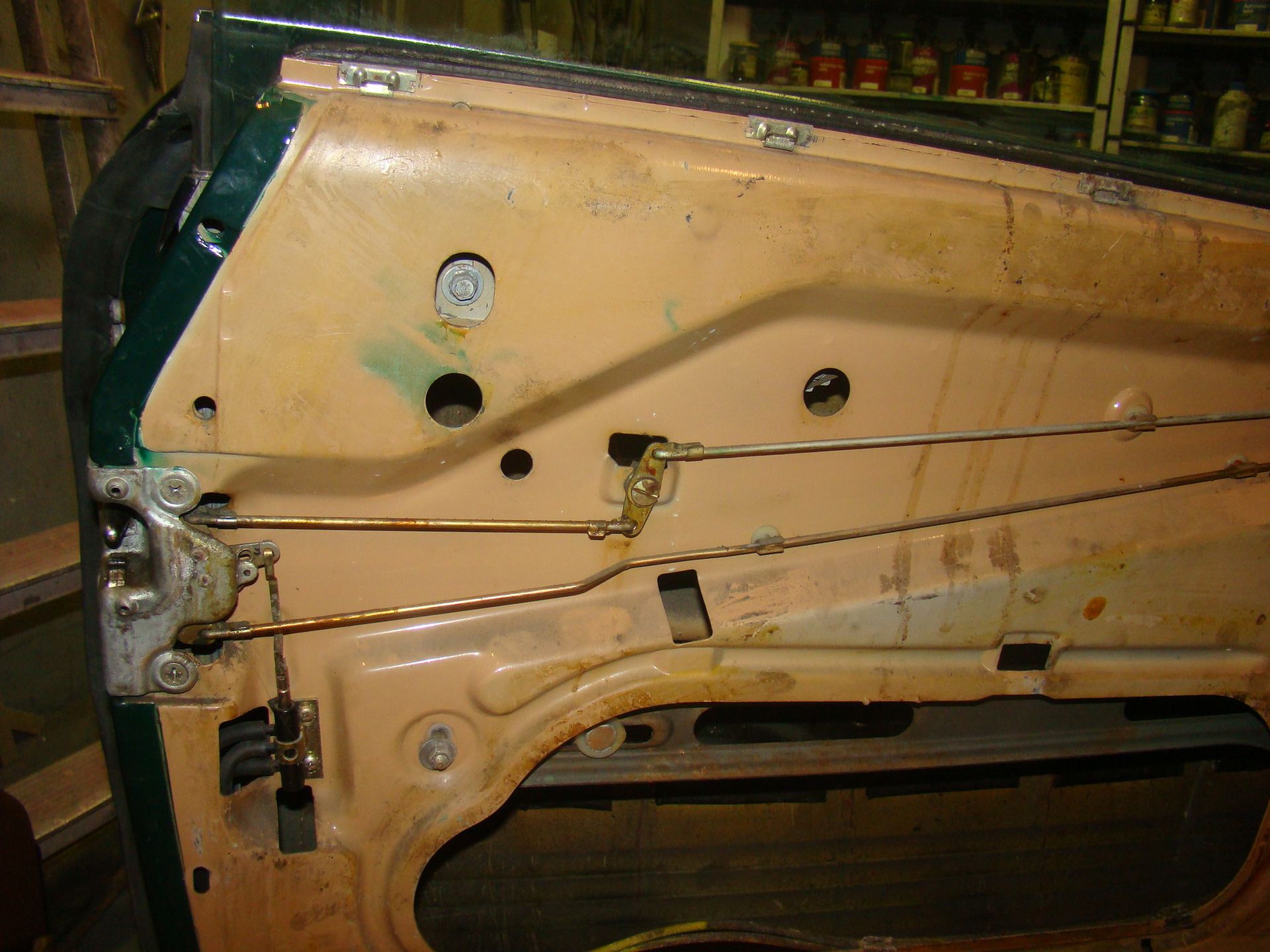 Mercedes 450 SL (R107) - rozbrajanie drzwi 6