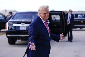 Tak Trump chce przejęć irańską ropę. "Opcji mamy wiele"