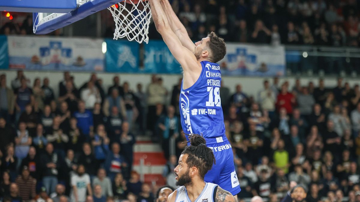 PAP / Mikołaj Kuras / Na zdjęciu: Luke Petrasek