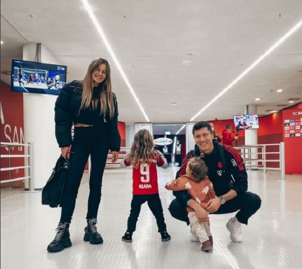 Anna Lewandowska z rodziną 