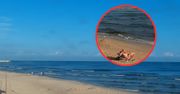 Była godz. 7:30. Ujęcie z plaży w Mrzeżynie. Spójrzcie na plażowicza