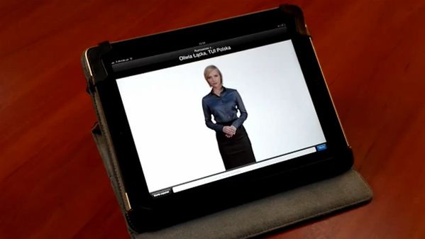 Wirtualny Doradca Stanusch Technologies z funkcją rozpoznawania mowy 1