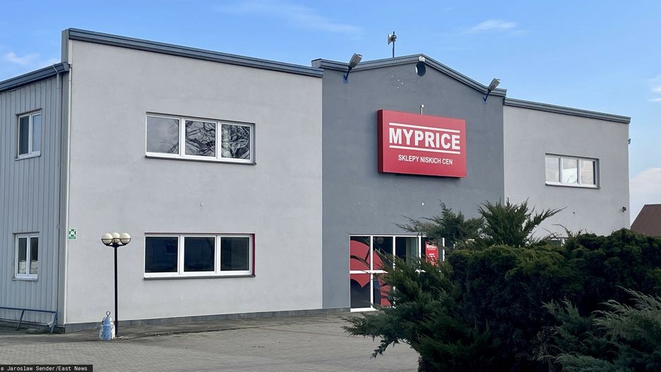Sklep Myprice - dawniej Mere
Olszewie-Borkach (k. Ostroleki), za ktora stoi rosyjski oligarcha Siergiej Szneider