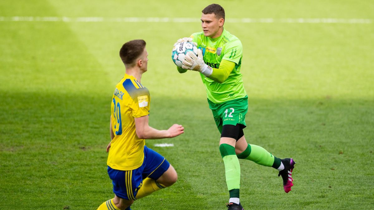 Newspix / MATEUSZ SLODKOWSKI / CYFRASPORT / Na zdjęciu od lewej: Maciej Rosołek i Szymon Tokarz