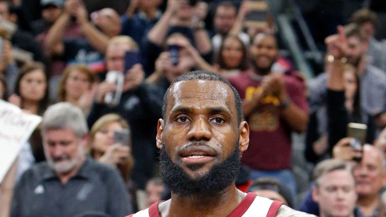 Getty Images / Ronald Cortes / Na zdjęciu: LeBron James