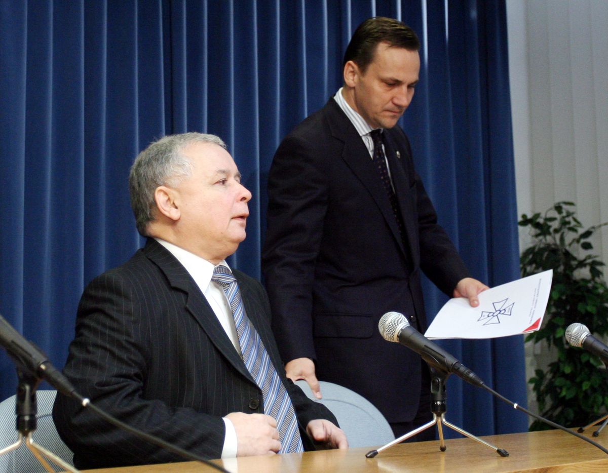 Ruszył proces Sikorski kontra Kaczyński