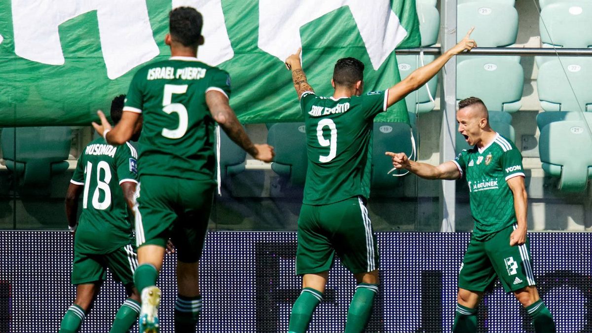 PAP / Jan Karwowski / Na zdjęciu: piłkarze Śląska Wrocław