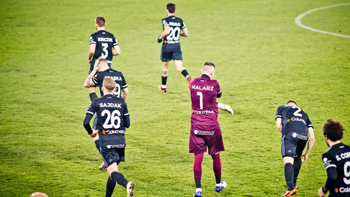 WP SportoweFakty / Tomasz Fijałkowski / Na zdjęciu: piłkarze ŁKS-u Łódź