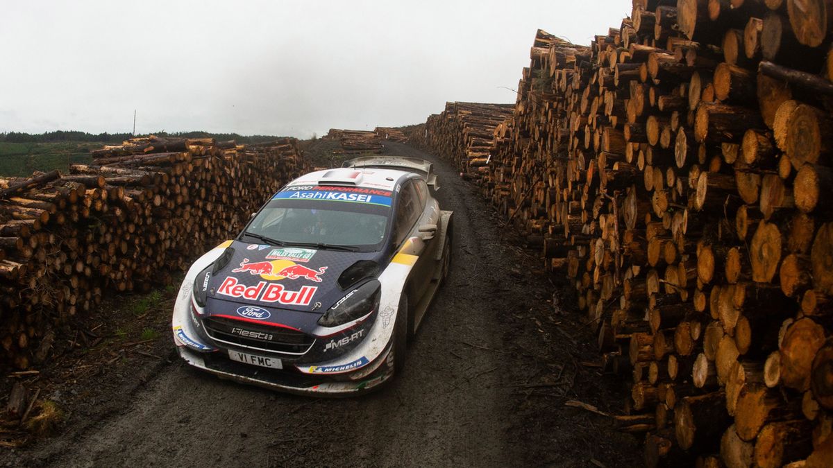 Zdjęcie okładkowe artykułu: Materiały prasowe / Red Bull / Na zdjęciu: Sebastien Ogier za kierownicą Forda Fiesty WRC