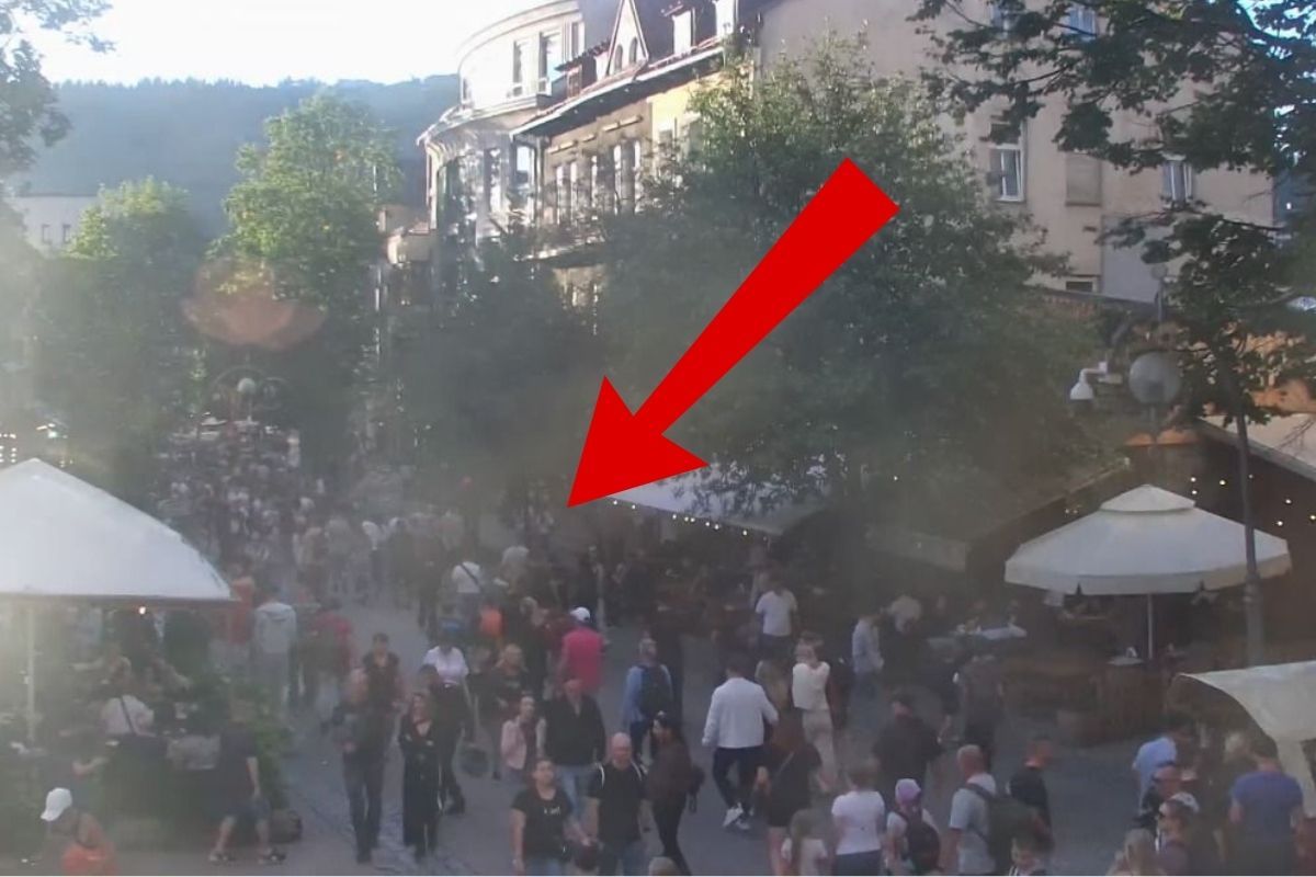 Wybiła 18:47 na Krupówkach. Co tam się dzieje. Tylko spójrzcie