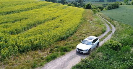 Volvo V90 CrossCountry T6 – luksusowy wycieczkowiec