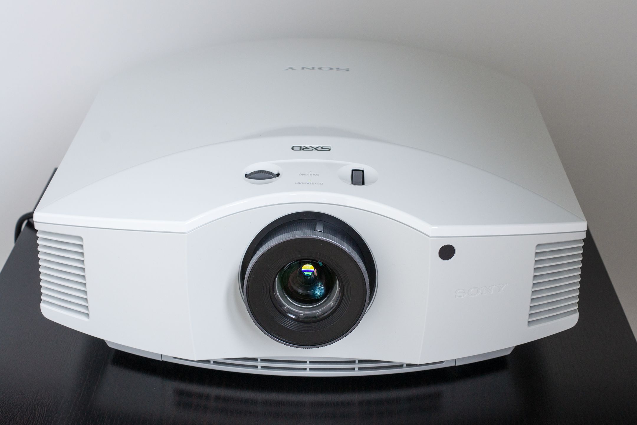 Projektor kina domowego Sony VPL-HW45ES – diament dla wymagających 3