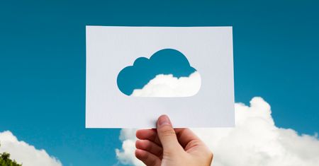 Kopia zapasowa w chmurze – prosty sposób na backup danych objaśnia MVP Microsoftu