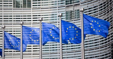 Google kontra KE: podjęto kroki, aby ukrócić monopol w wyszukiwarce