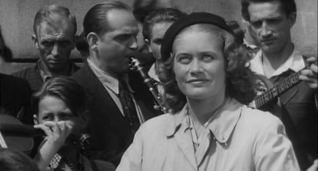 75 lat temu odbyła się premiera "Zakazanych piosenek"