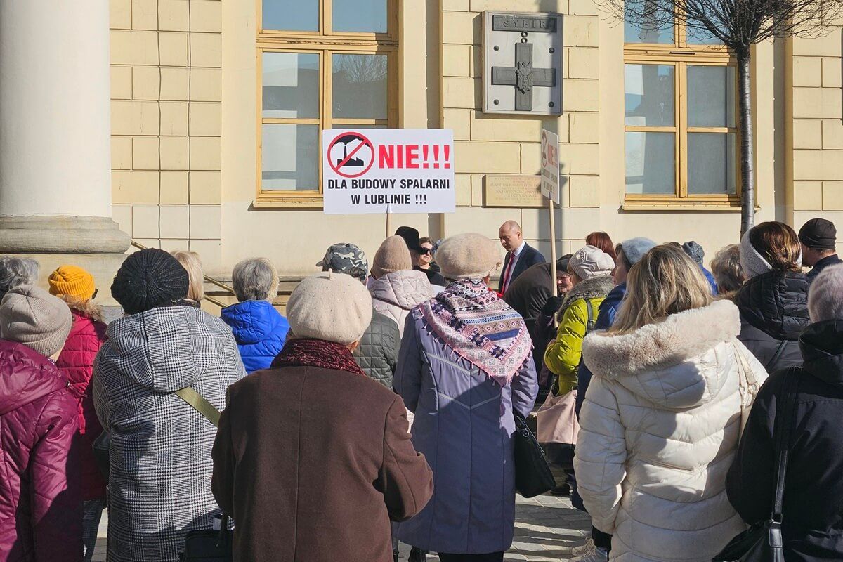Protest mieszkańców Lublina wobec planów budowy trzech spalarni śmieci w mieście