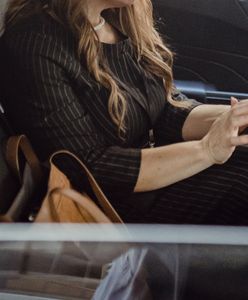 Kierowca przewozu "na aplikację" wywiózł kobietę i próbował dusić