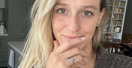 Żebrowska zdjęła rajstopy. Pokazała, na czyjej głowie wylądowały
