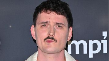 Dawid Podsiadło szuka pracownika. Wymaga sporo, ale benefitami nie rozpieszcza