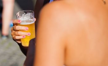Objaw głodu alkoholowego. Nie każdy zdaje sobie sprawę