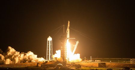 Awaria w kapsule SpaceX. Astronauci bez toalety