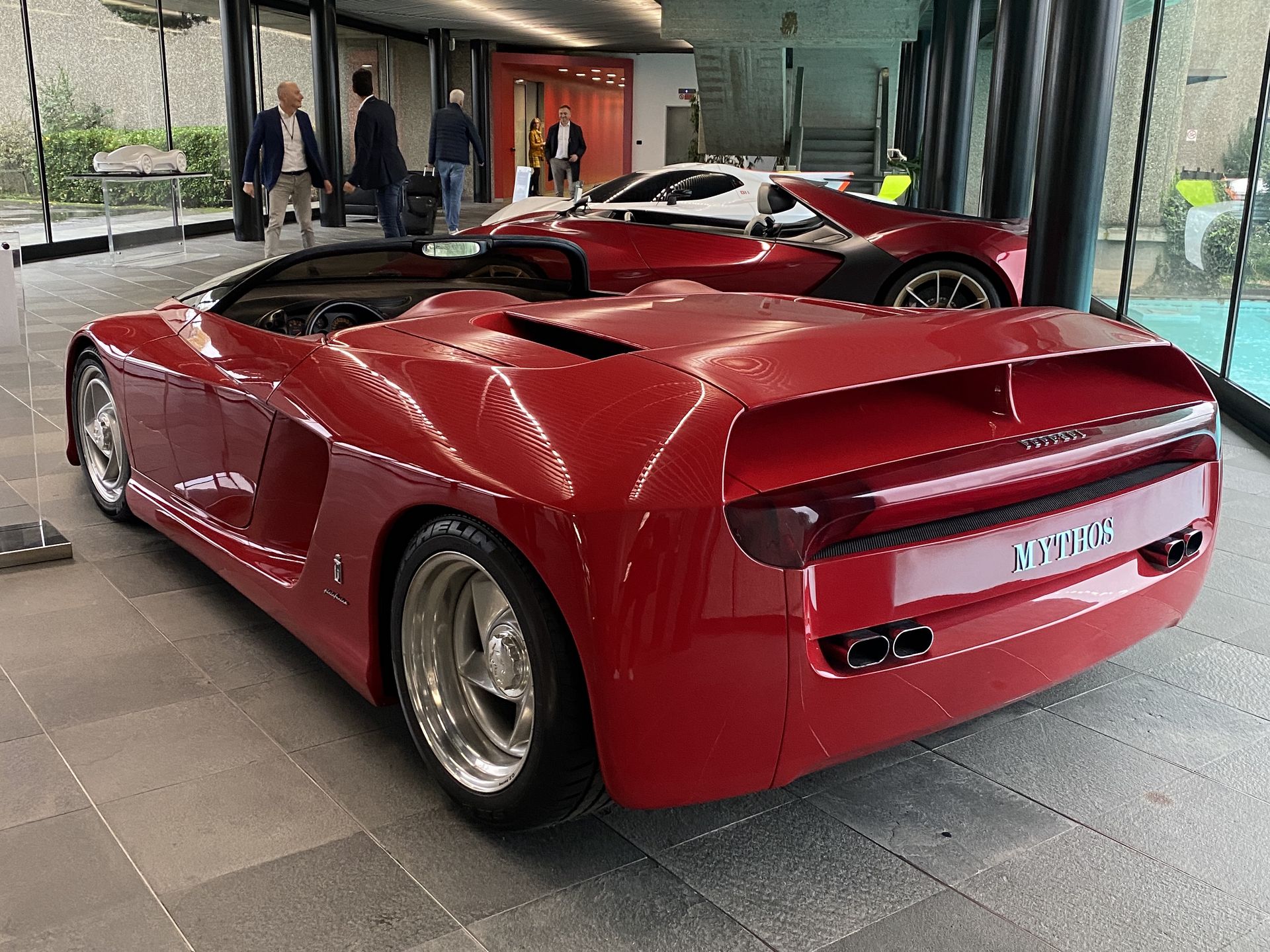 Ferrari Mythos