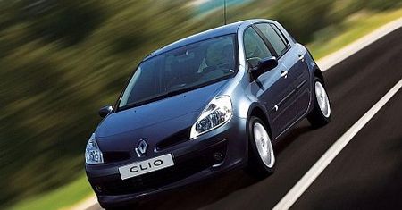 Renault Clio na alkohol