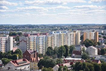 Malbork: Ochrona ludności i obrona cywilna w mieście. Zakupy sprzętu, miejsca ukrycia, szkolenia dla mieszkańców od października