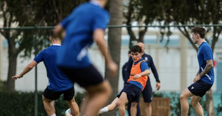 Juniorzy Lecha Poznań szlifują formę przed rundą wiosenną – prestiżowe sparingi w planie