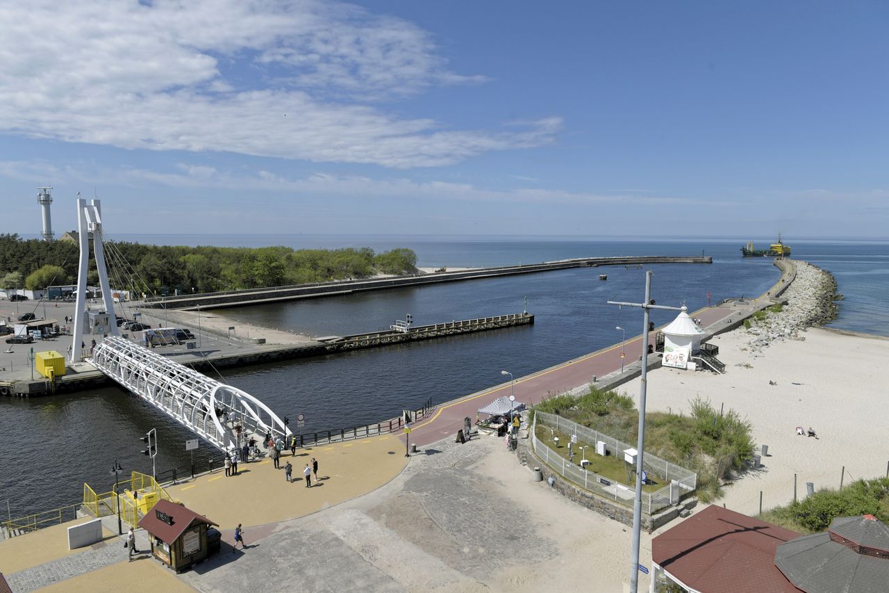 Na chwilę zamknięto plażę. Znaleziono na niej miny