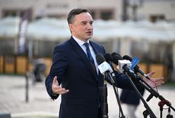 Oszczędności, działki i broń. Oto co Ziobro wpisał w oświadczeniu majątkowym