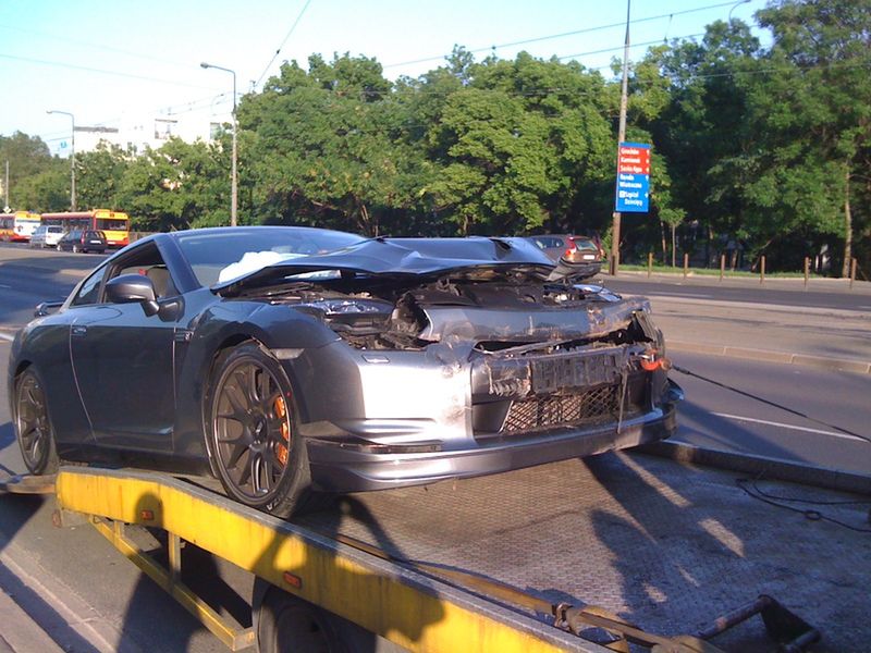 Nissan GT-R