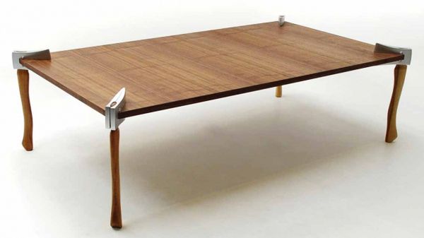 Stolik pomoże obronić się przed zombie 1